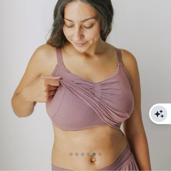 Set of 2 - Hands Free Pumping Bras - Kindred Bravely Sublime Bamboo & Old Navy - Picture 2 of 5